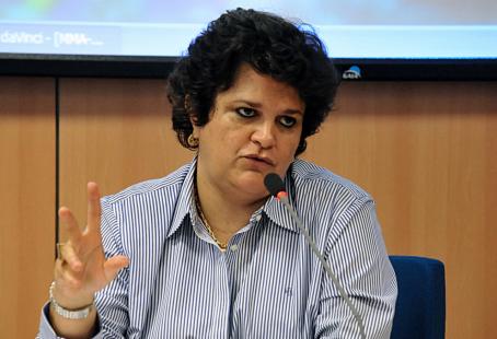 A ministra do Meio Ambiente, Izabella Teixeira, explicou que existem cadastradas no Instituto Brasileiro de Colonizao e Reforma Agrria (Incra) 5,4 milhes de propriedades em todo pas