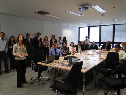 Pesquisadora Ana Cristina apresenta os benefcios da soja. Foto Erasmo Pereira